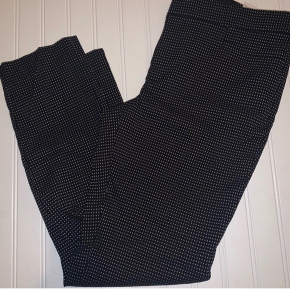 Banana Republic Sloan slim black pants size 8 *These are BRAND NEW* - Picture 2 of 4